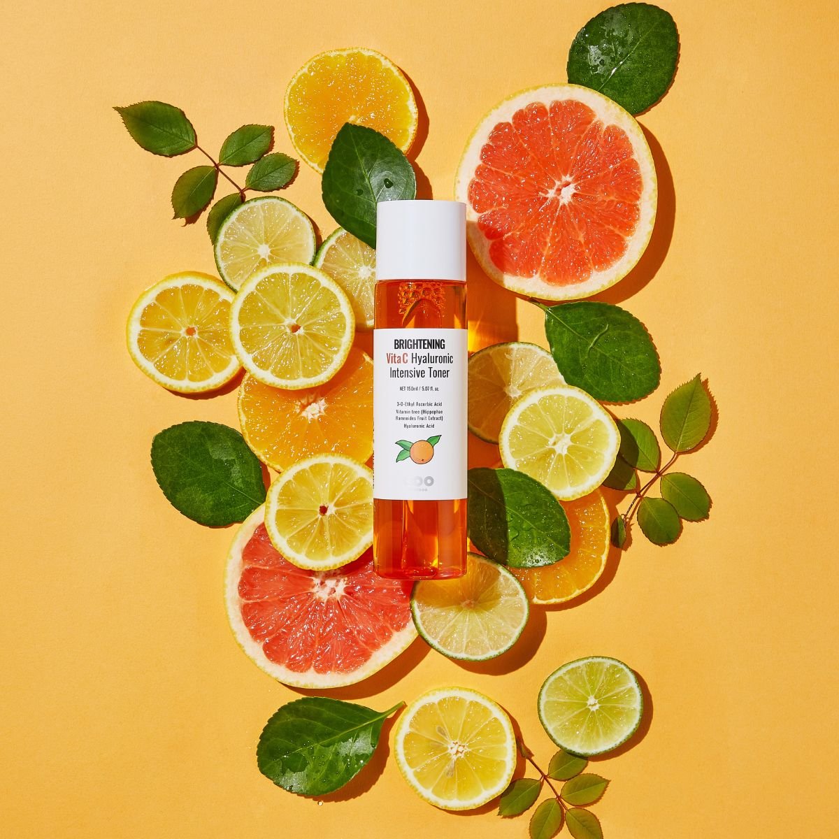 BRIGHTENING VITA C HYALURONIC TONER DEARBOO