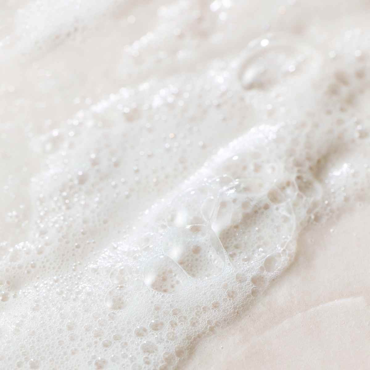 LactoSoy Eyzyme Deep Cleansing Foam de Some By Mi